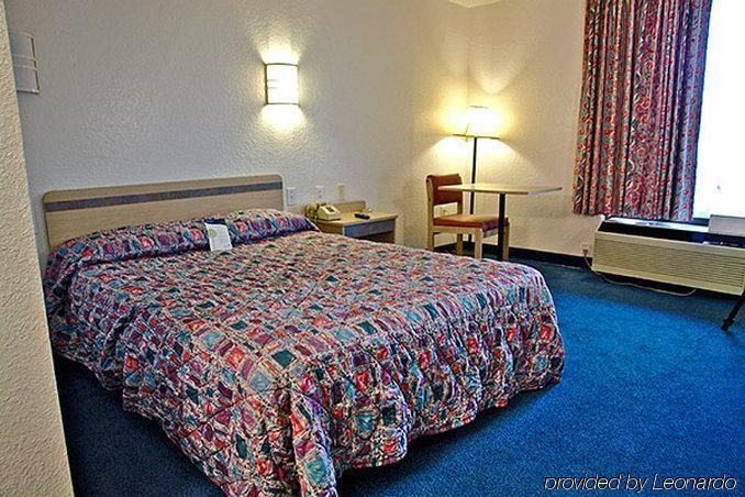 Motel 6 Huntsville - Madison Buitenkant foto