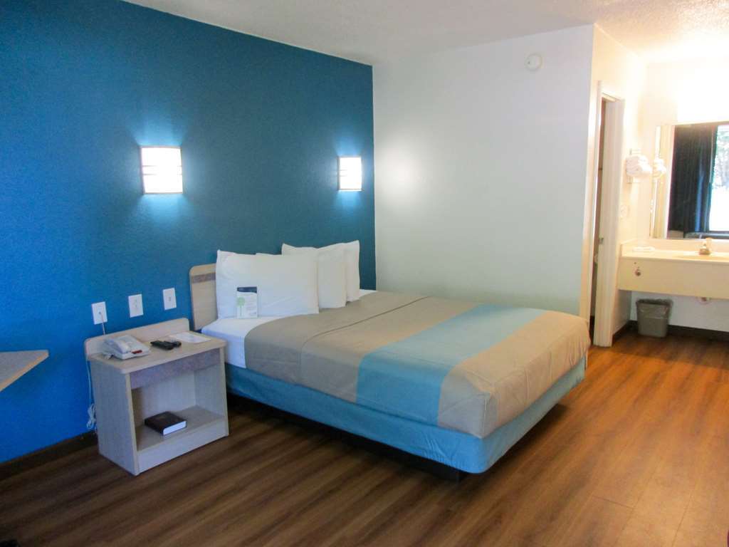 Motel 6 Huntsville - Madison Kamer foto